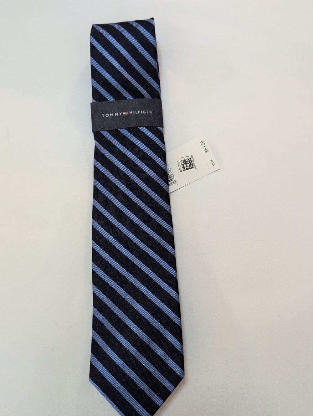 Tommy Hilfiger Men's Striped Tie Blue Navy Silk Blend Classic Necktie NWT